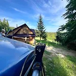 Terenowka Bacowka Chalet *